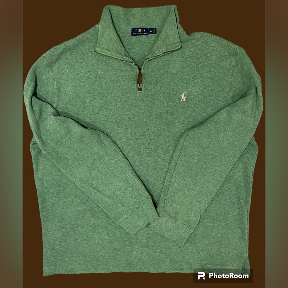 Men’s X-Large green Ralph Lauren Polo half zip pullover. Side slits.